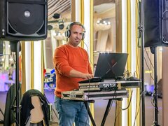 DJ MC Cristian Niculici. Furnizor de divertisment pentru evenimentul tau